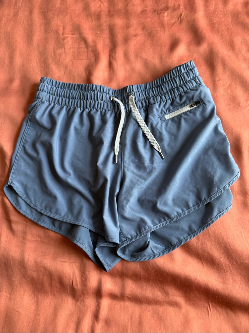 NWOT Vuori Shorts